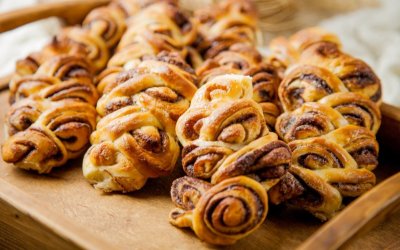 Skořicový pletenec