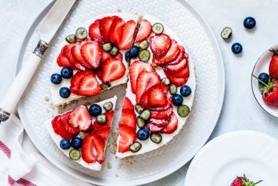 Nepečený tvarohový ovocný dort