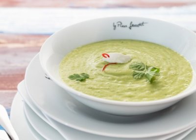 Avokádová polévka guacamole