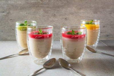 Vanilkovo-kokosová panna cotta