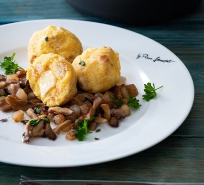 Sýrové polentové knedlíky