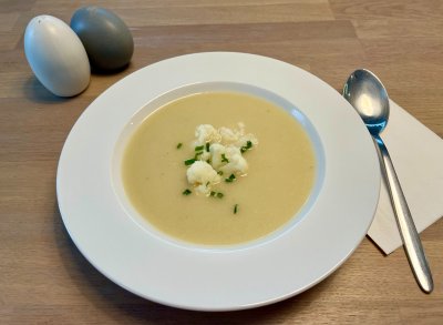 Květáková krémová polévka