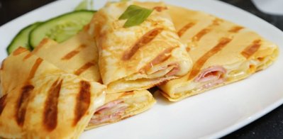 Slané palačinky s vajíčkem a šunkou