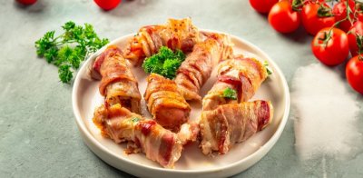 Kuřecí kousky ve slanině