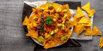 Zapečené nachos s mletým masem