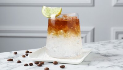 Espresso s kokosovou vodou