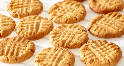 Sušenky z banánu a arašídového másla