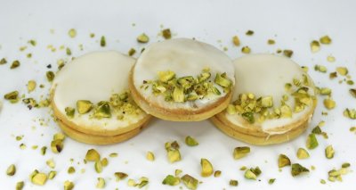 Pistáciové sušenky s krémovou náplní