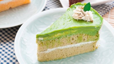 Matcha dort s vanilkovým krémem