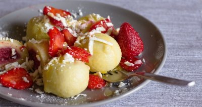 Tvarohové knedlíky s jahodami