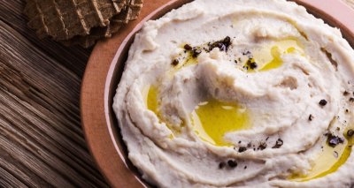 Fazolová pomazánka s pepřem