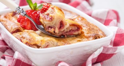 Zapečené palačinky s jahodami