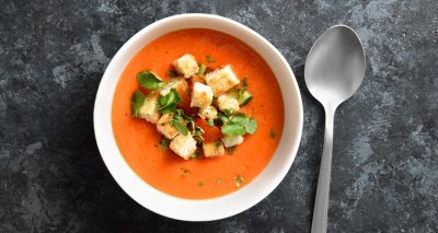 Polévka z pečených rajčat