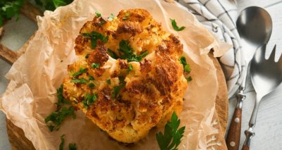 Pečený květák vcelku