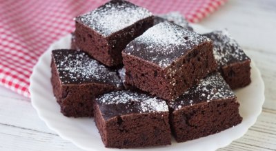 Hrnkový cuketový perník