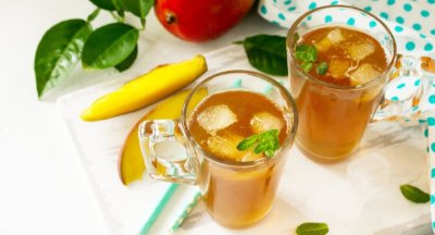 Mangový ledový čaj