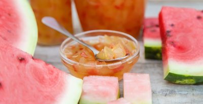 Melounový džem ze slupek