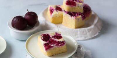 Tvarohové kostky se švestkami