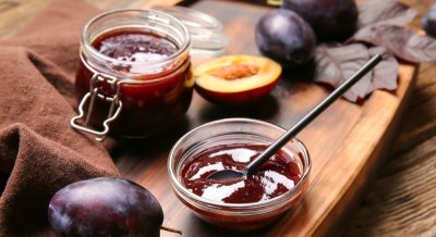 Domácí švestková omáčka