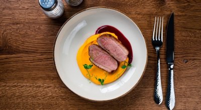 Grilovaný kachní filet s dýňovým pyré