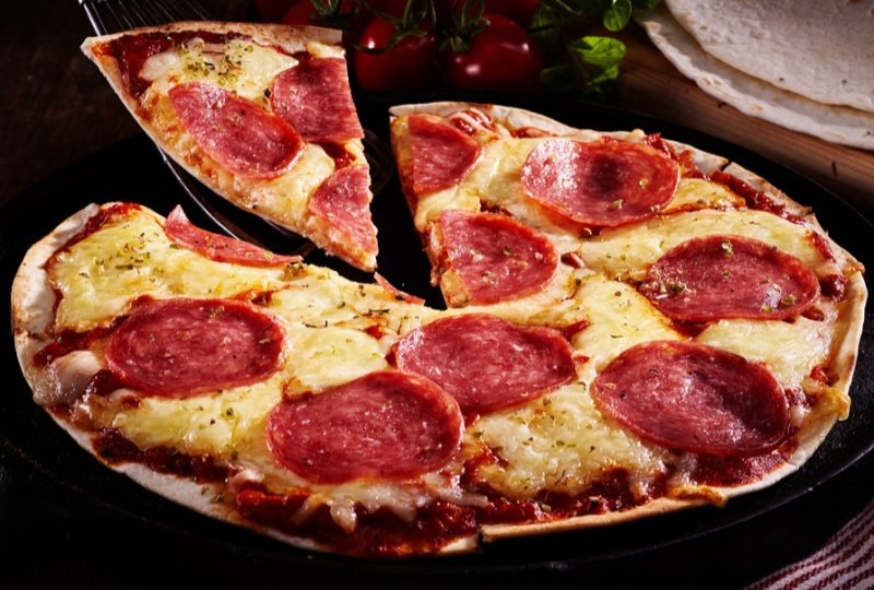 Rychlá pizza z tortilly