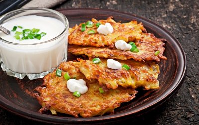 Bramborové placky s medvědím česnekem