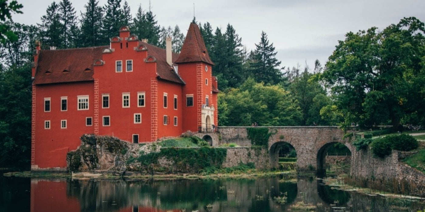 Zámek Červená Lhota