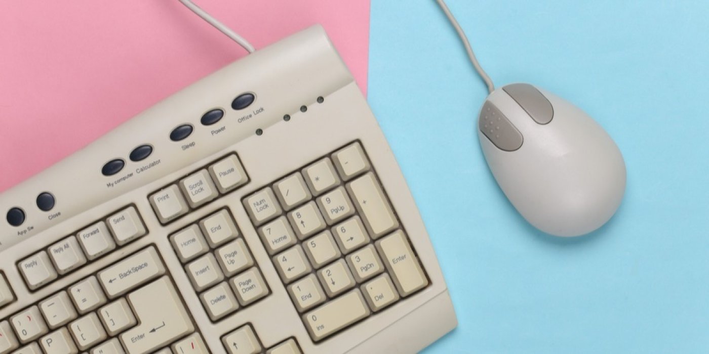 Retro klávesnice a myš