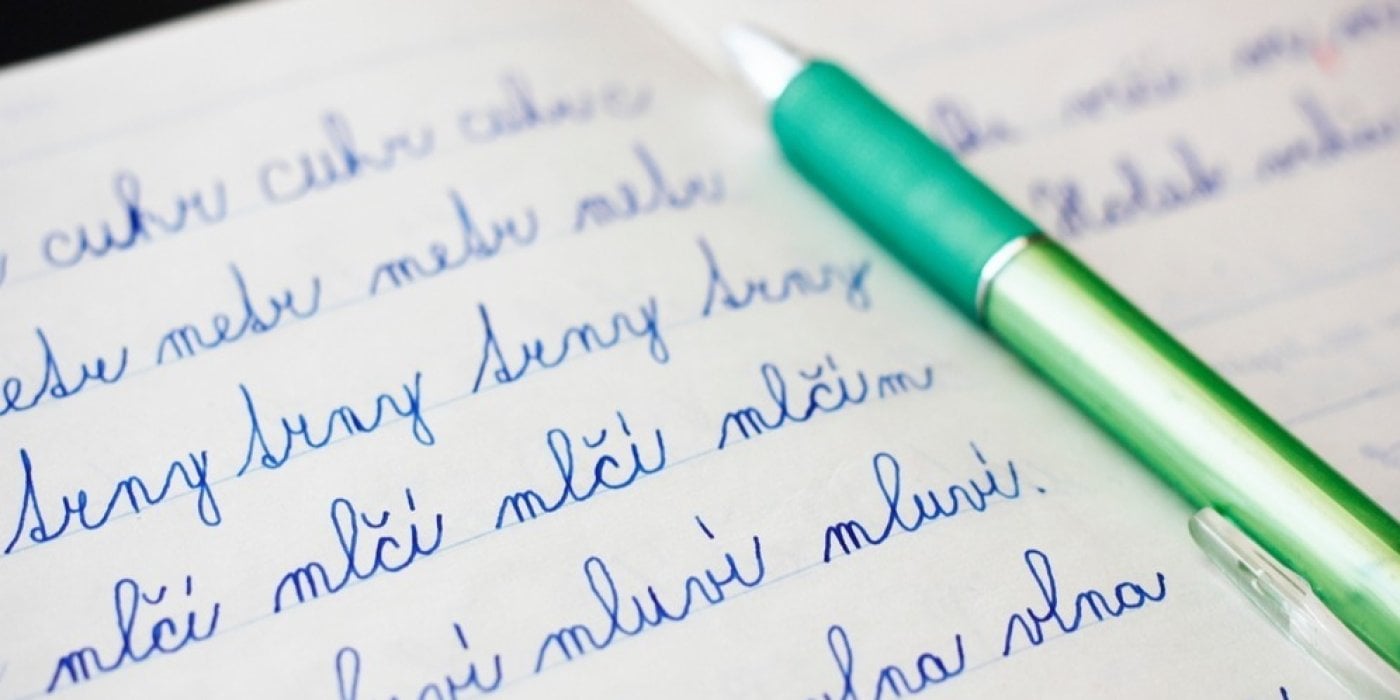 Česká slova v sešitu a propiska