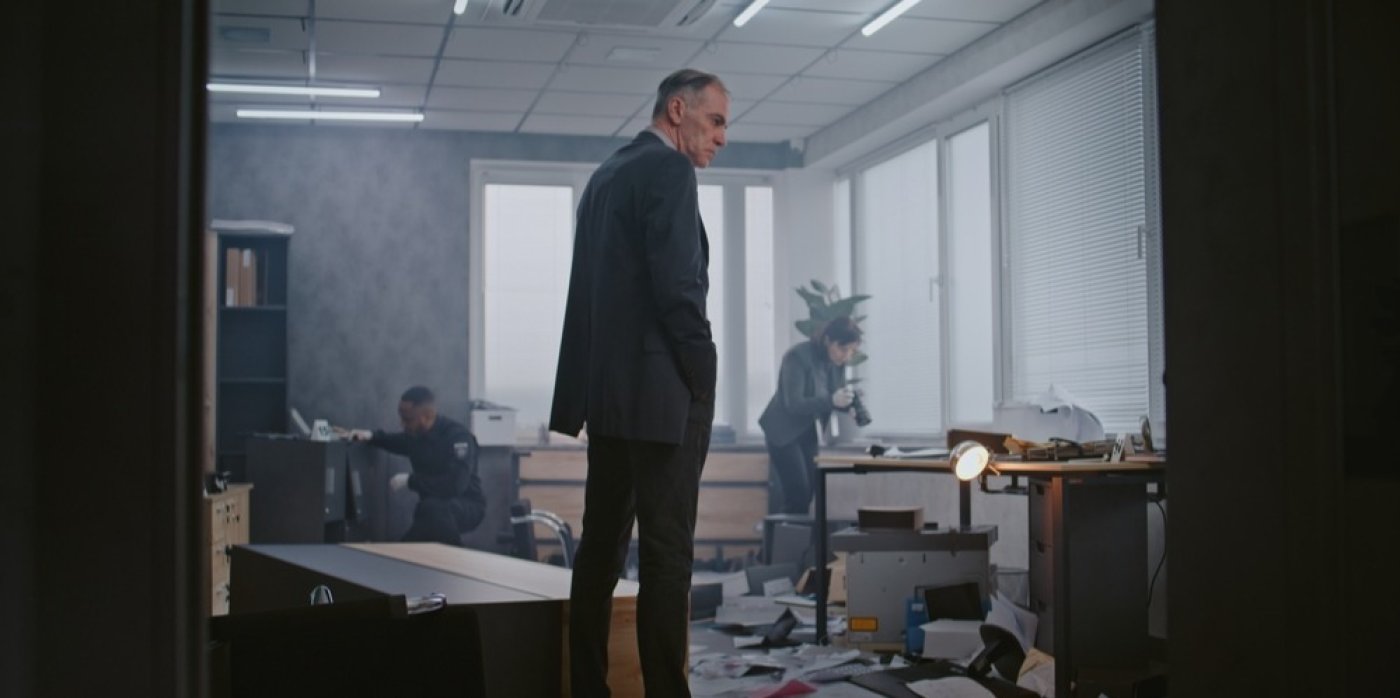 Detektiv vyšetřuje loupež